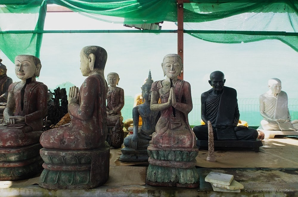 Tailandia — 18