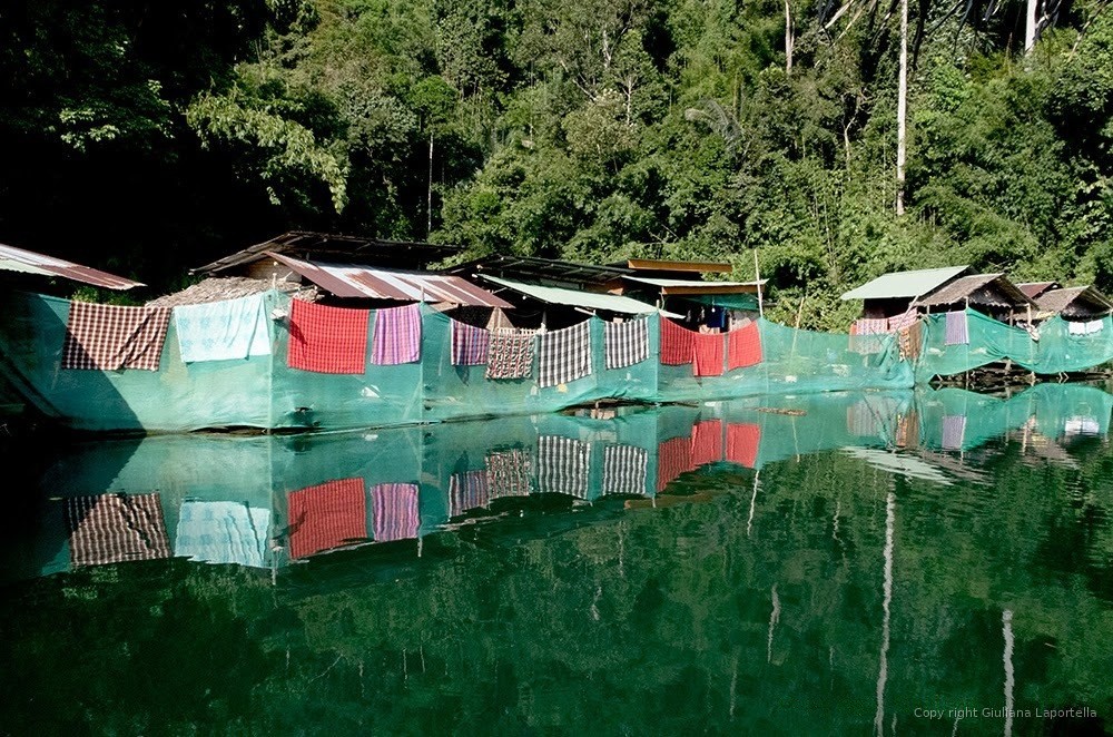 Tailandia — 25